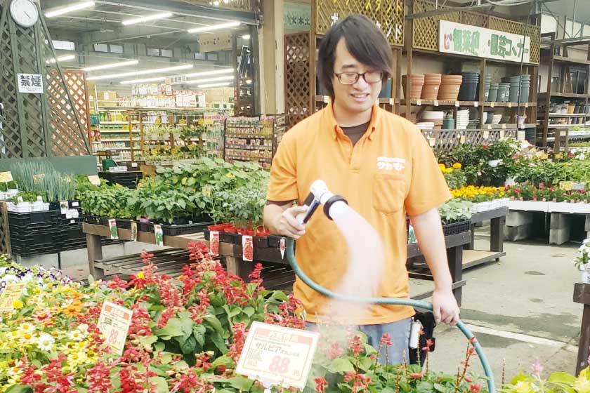 ホームセンター事業部